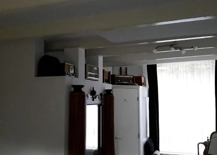 Bed & Breakfast Westviolet 4*