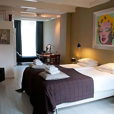 Westviolet Bed & Breakfast 3*
