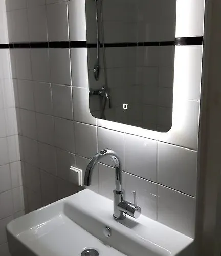 西紫罗兰家庭旅馆 住宿加早餐酒店 4*