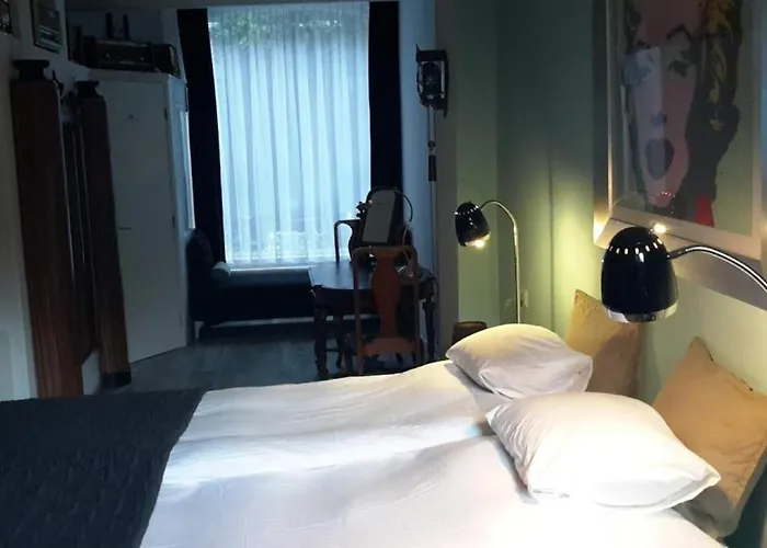 Bed & Breakfast Westviolet Amsterdam